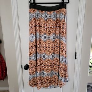 LuLaRoe Lucy Skirt